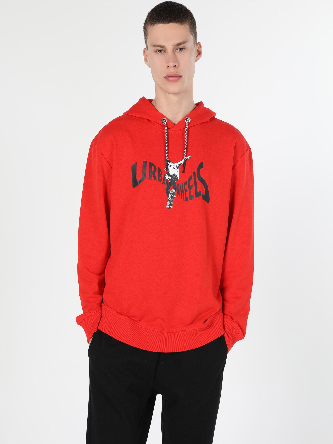 Кофты и свитера Colin’s модель CL1059960_Q1.V1_RED Фото