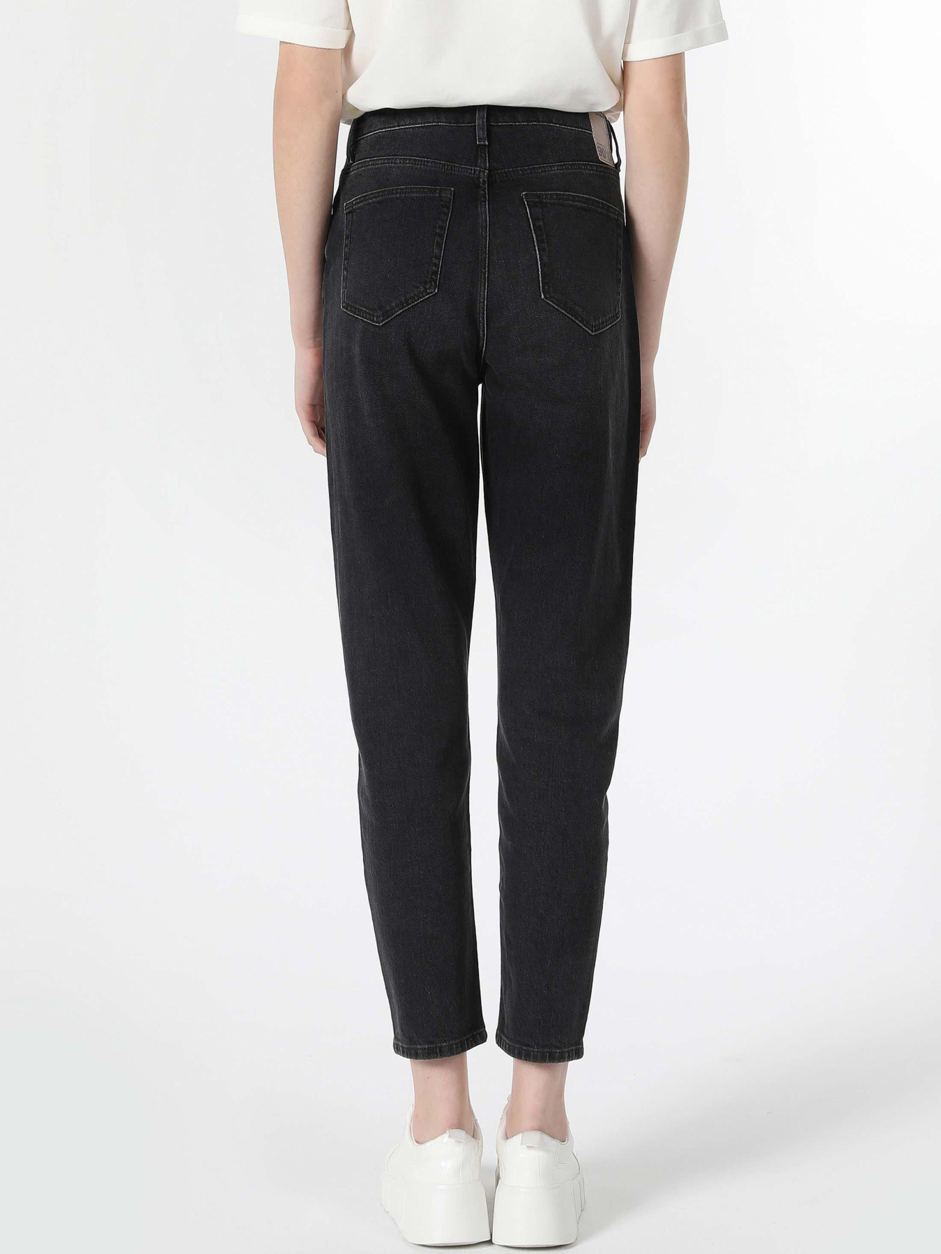 Джинси мом Colin’s модель CL1062316_Q1.V1_DN41562 Фото