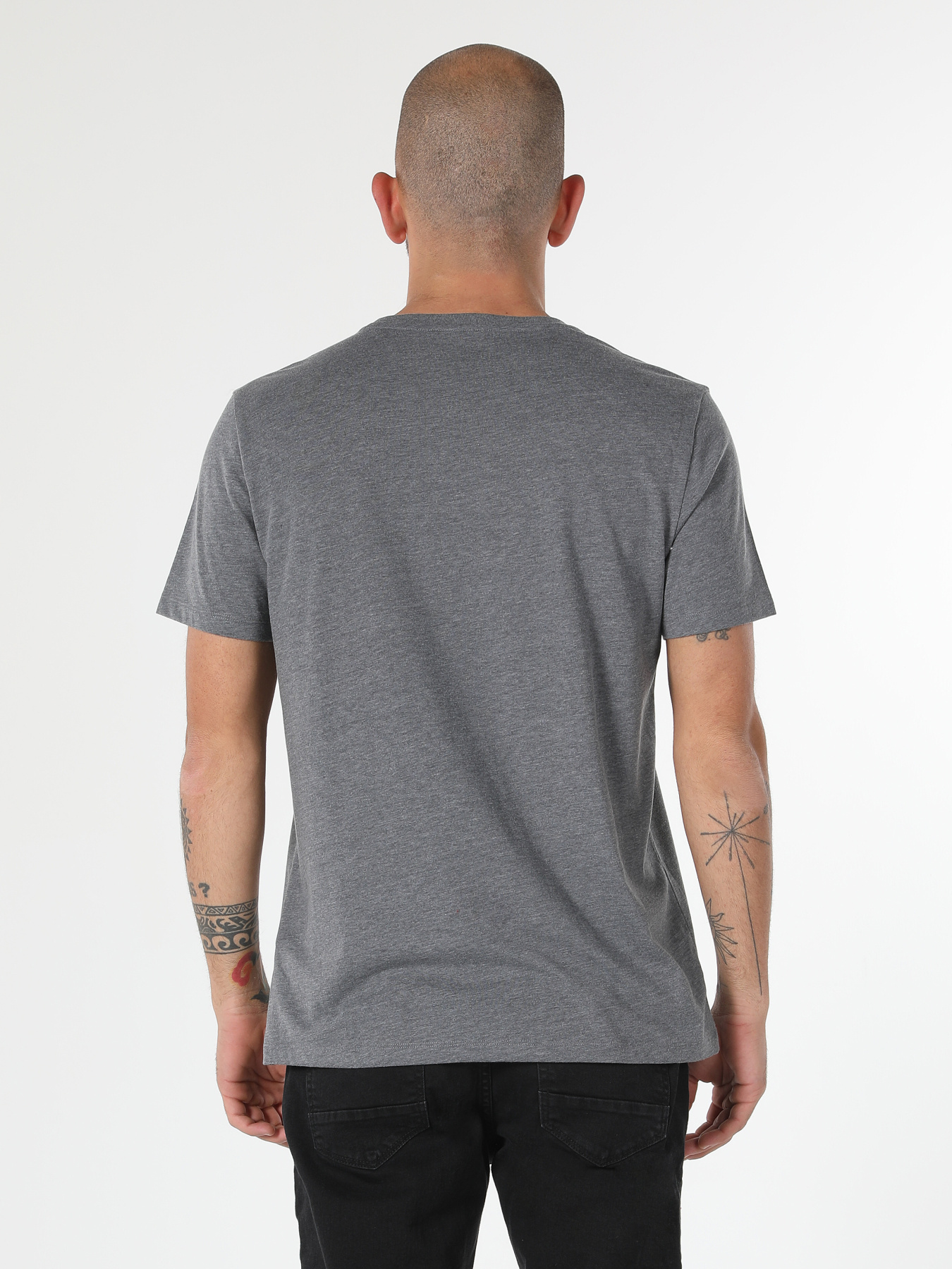 Футболки и поло Colin’s модель CL1062498_Q1.V1_ANM Фото