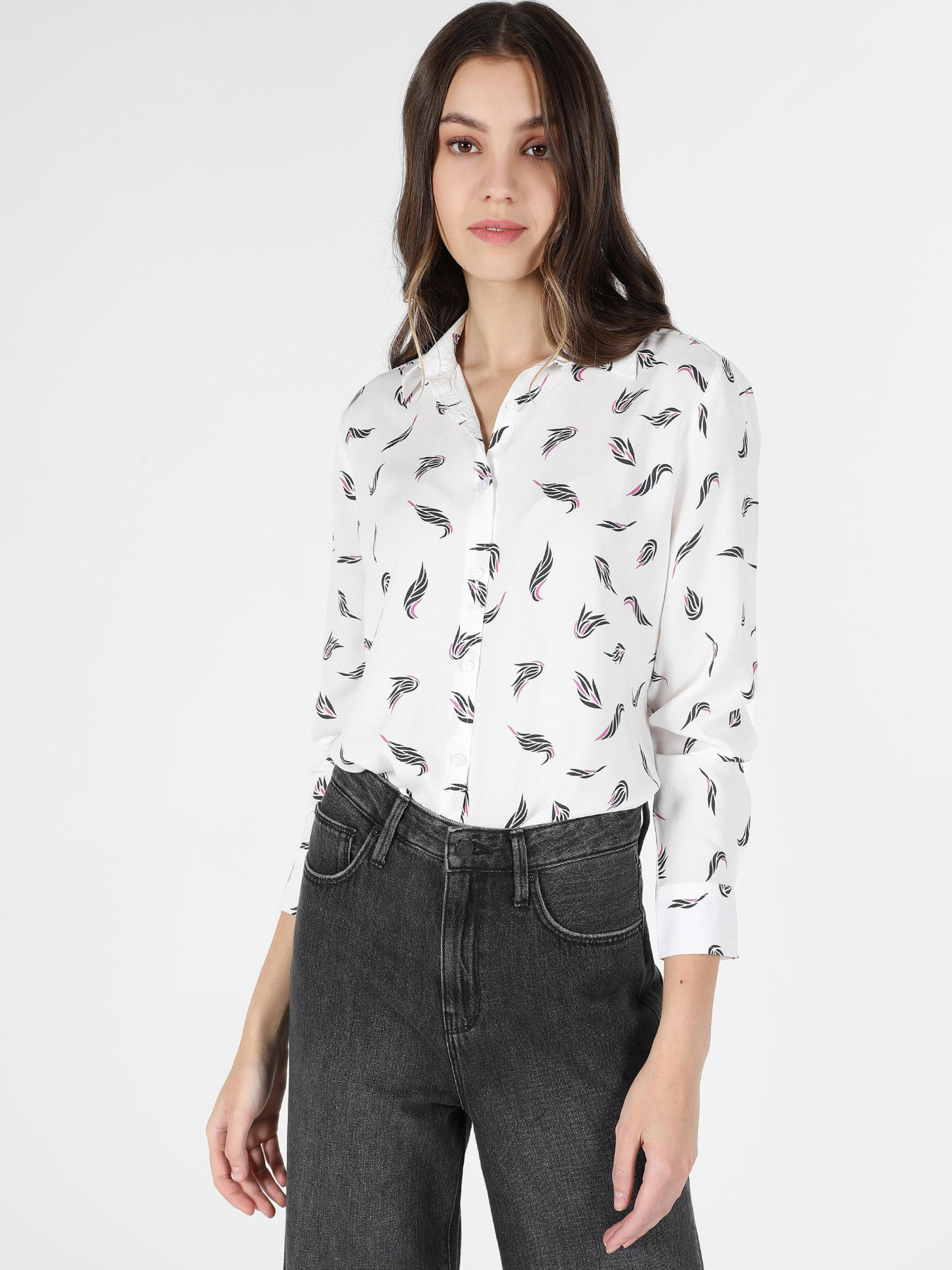 Сорочки Colin’s модель CL1062957_Q1.V1_WHT Фото