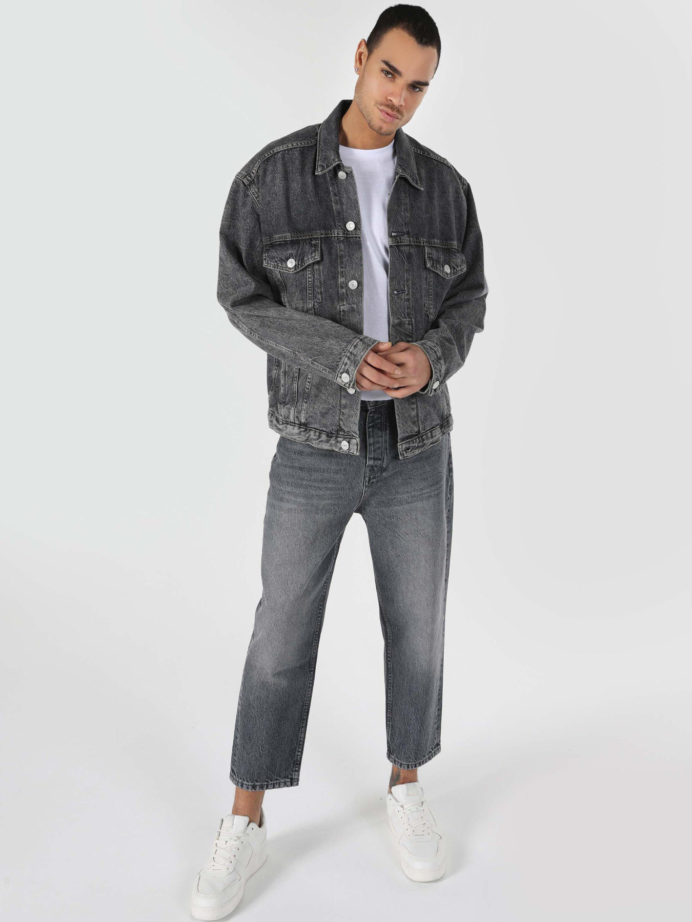 Куртки Colin’s модель CL1062449_Q1.V1_DN42469 Фото