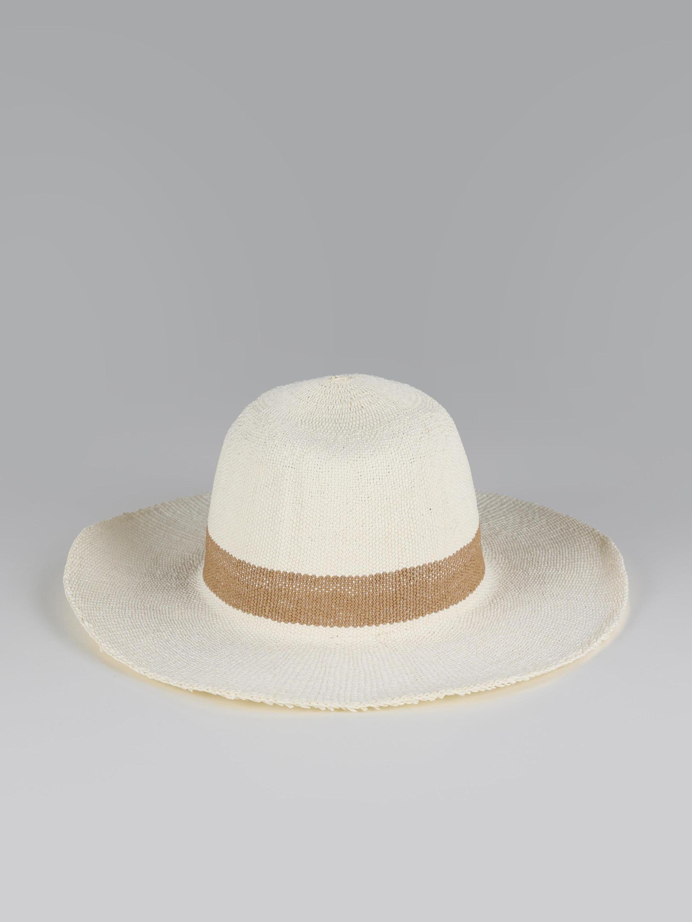 Шапки та кепки Colin’s модель CL1064278_Q1.V1_BEI Фото