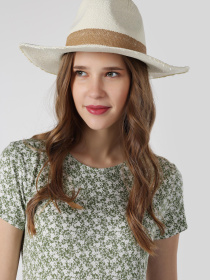 Шапки та кепки Colin’s модель CL1064278_Q1.V1_BEI Фото