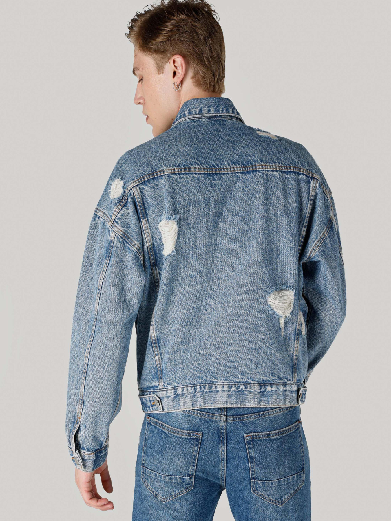 Куртки Colin’s модель CL1062450_Q1.V1_DN42470 Фото