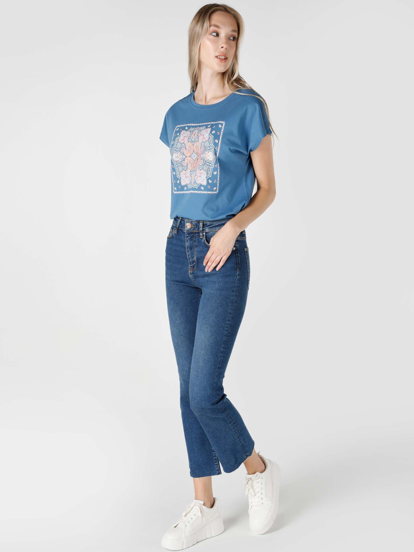 Прямые джинсы Colin’s модель CL1066481_Q1.V1_DN09379 Фото