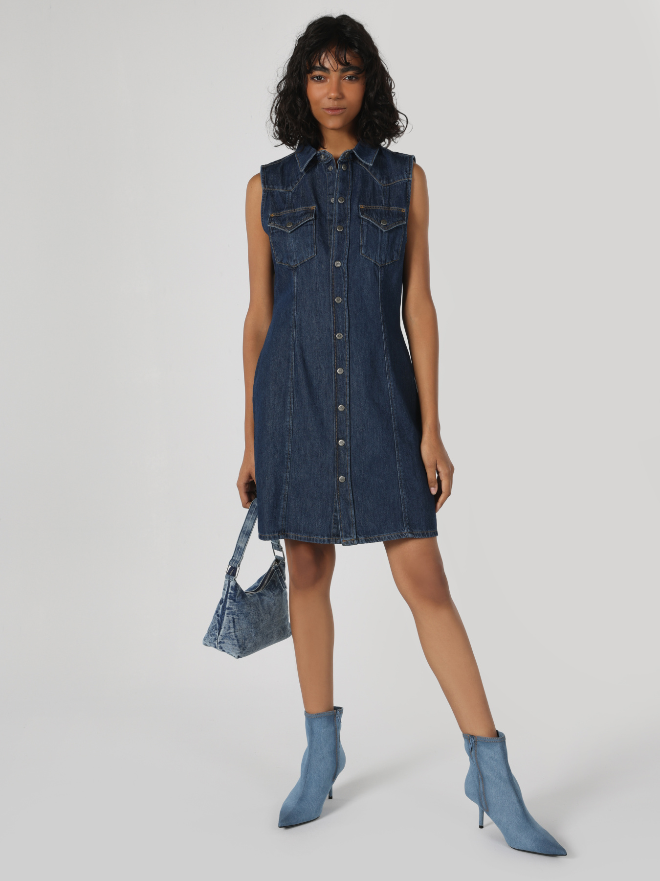 Сукні Colin’s модель CL1063506_Q1.V1_DN42511 Фото