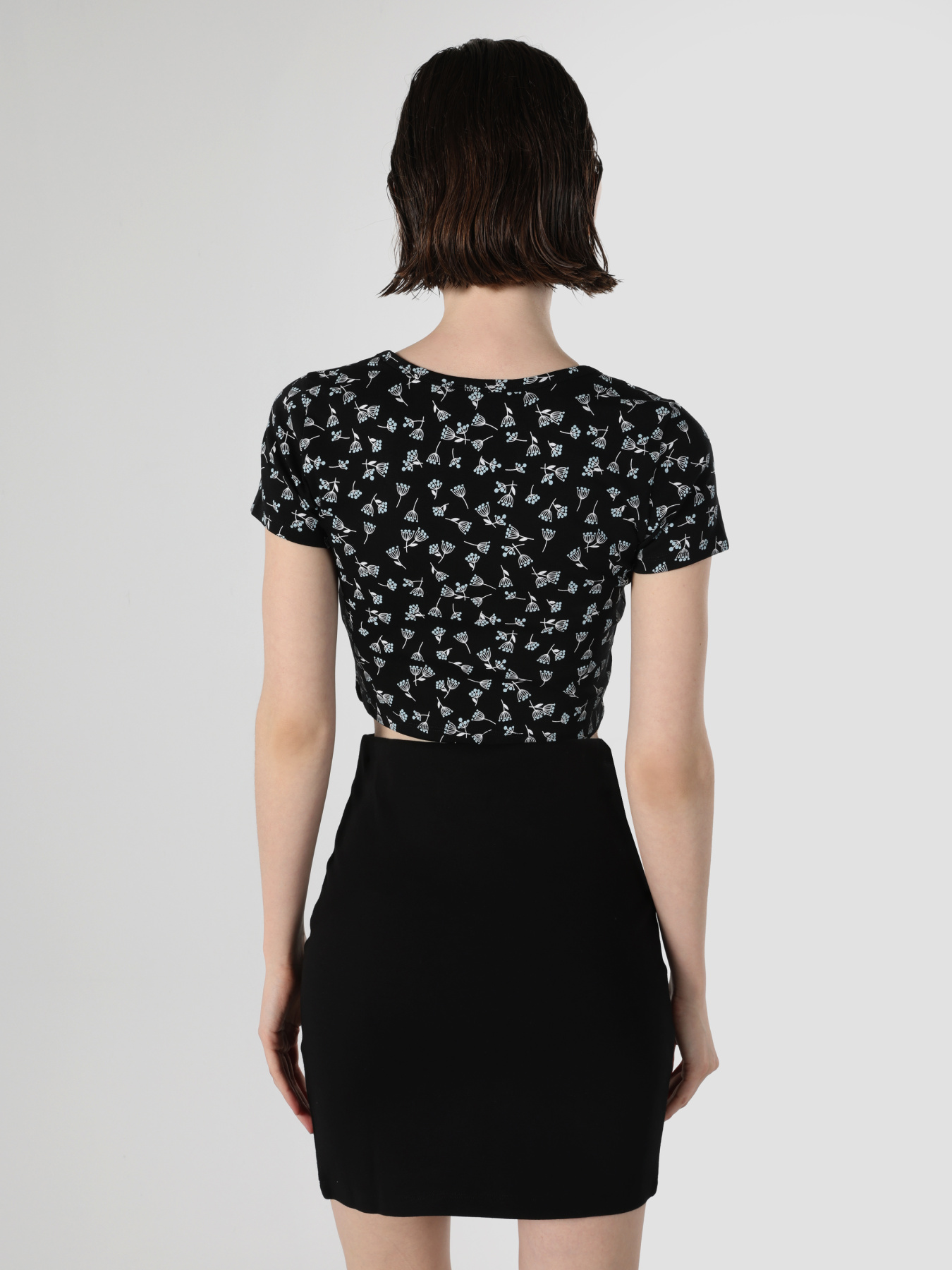 Футболки и поло Colin’s модель CL1063448_Q1.V1_NAV Фото