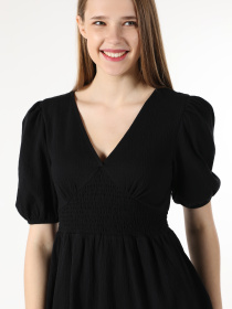 Платья Colin’s модель CL1064101_Q1.V1_BLK Платья Colin’s модель CL1064101_Q1.V1_BLK Фото