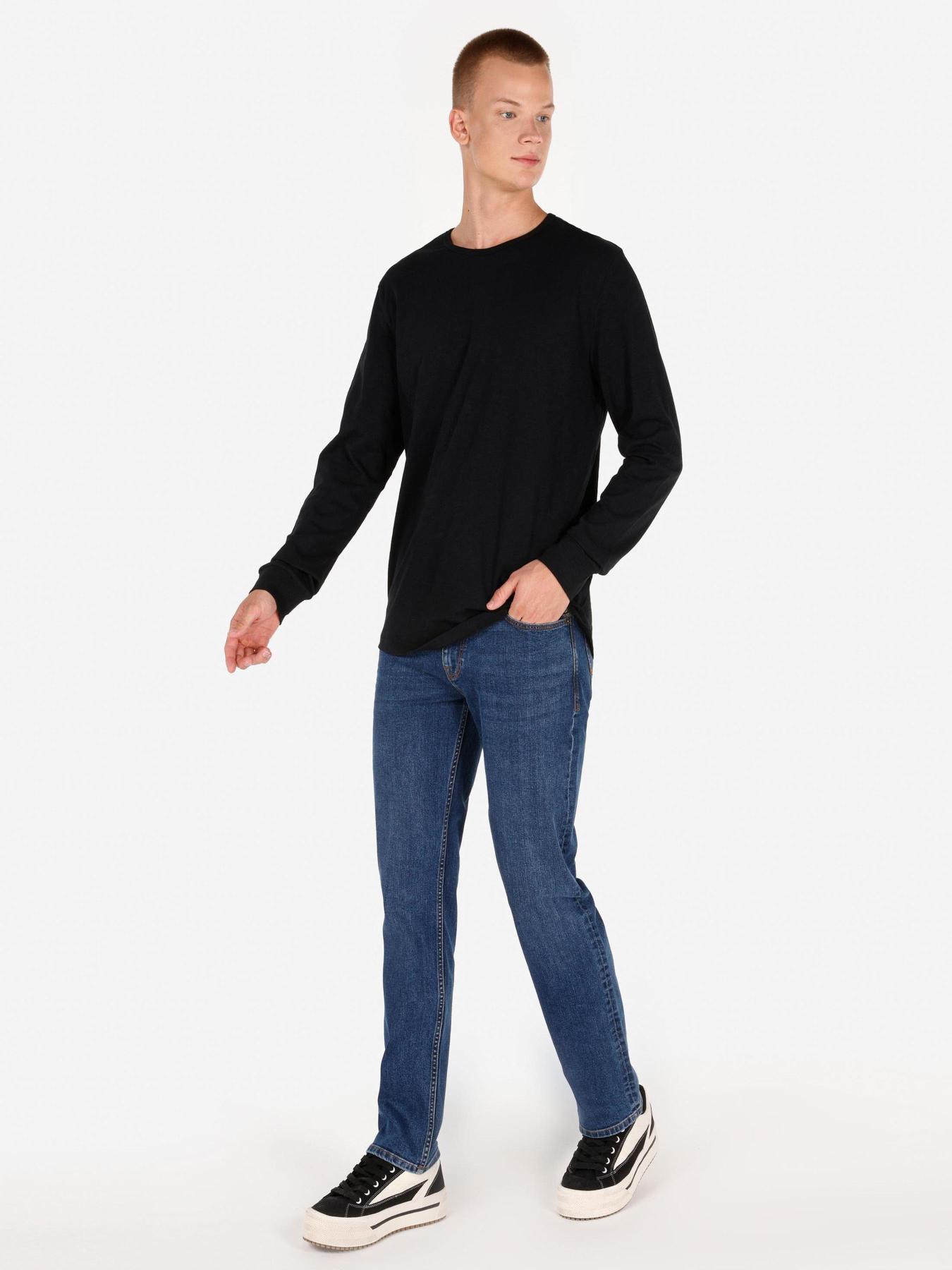 Кофты и свитера Colin’s модель CL1065872_Q1.V1_BLK Фото