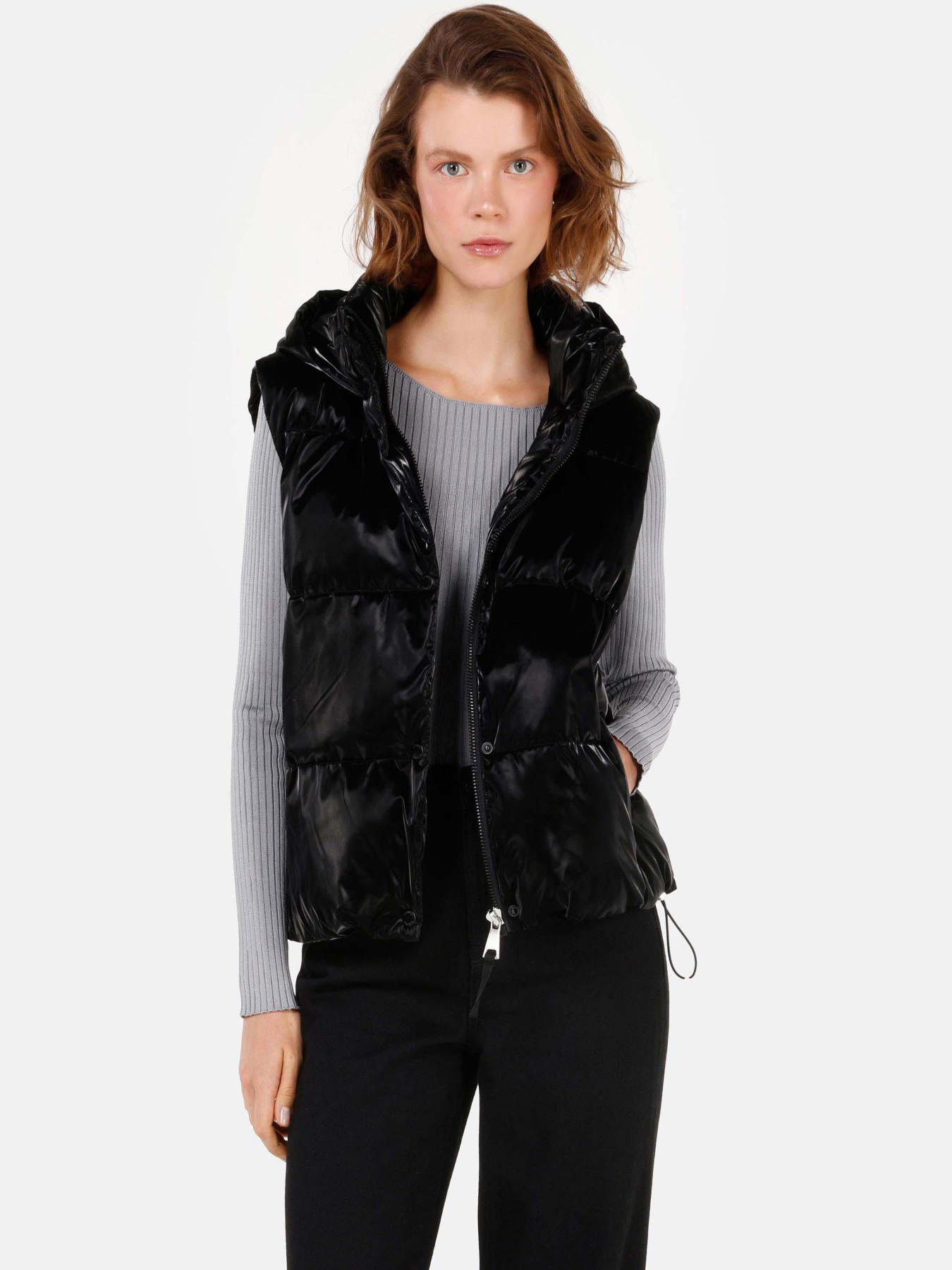 Куртки и дубленки Colin’s модель CL1070349_Q1.V1_BLK Фото