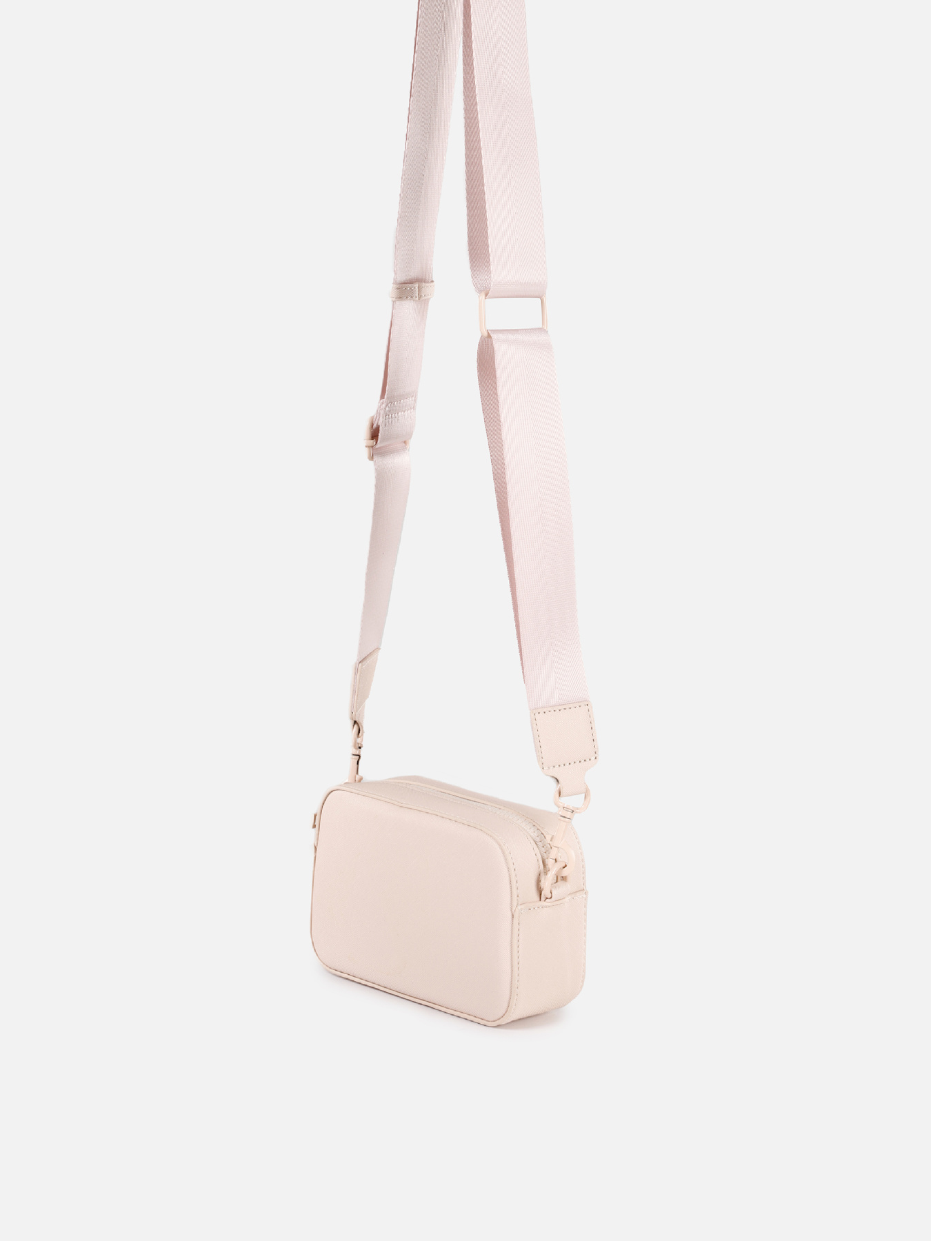 Сумки Colin’s модель CL1070671_Q1.V1_ECR Сумки Colin’s модель CL1070671_Q1.V1_ECR Фото