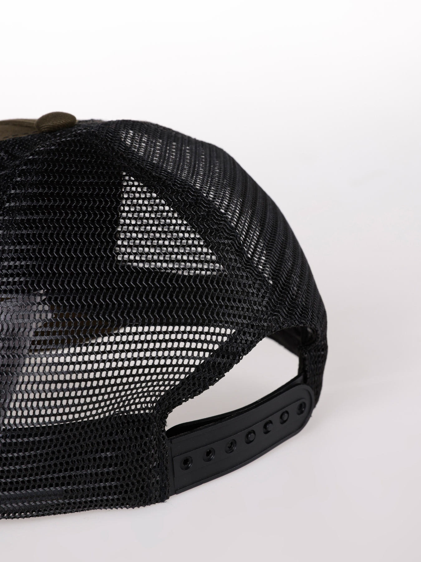 Шапки та кепки Colin’s модель CL1073764_Q1.V1_KHA Фото