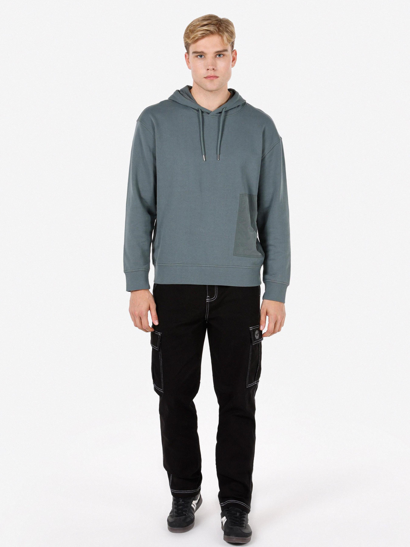 Худи и свитшоты Colin’s модель CL1072044_Q1.V1_FGR Фото