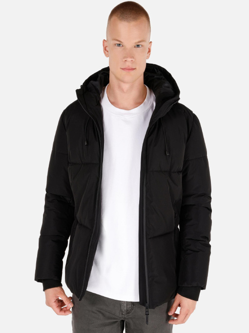 Куртки и дубленки Colin’s модель CL1071125_Q1.V1_BLK Фото