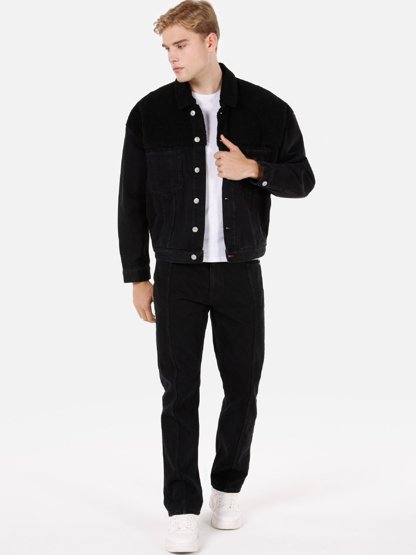 Куртки Colin’s модель CL1071661_Q1.V1_DN40501 Фото