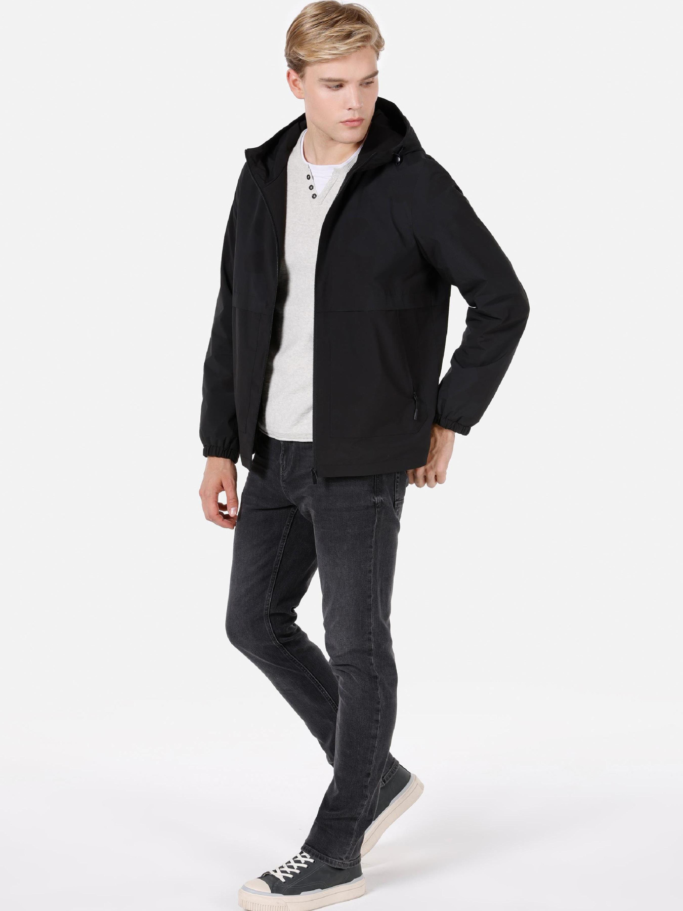 Куртки и дубленки Colin’s модель CL1072652_Q1.V1_BLK Фото