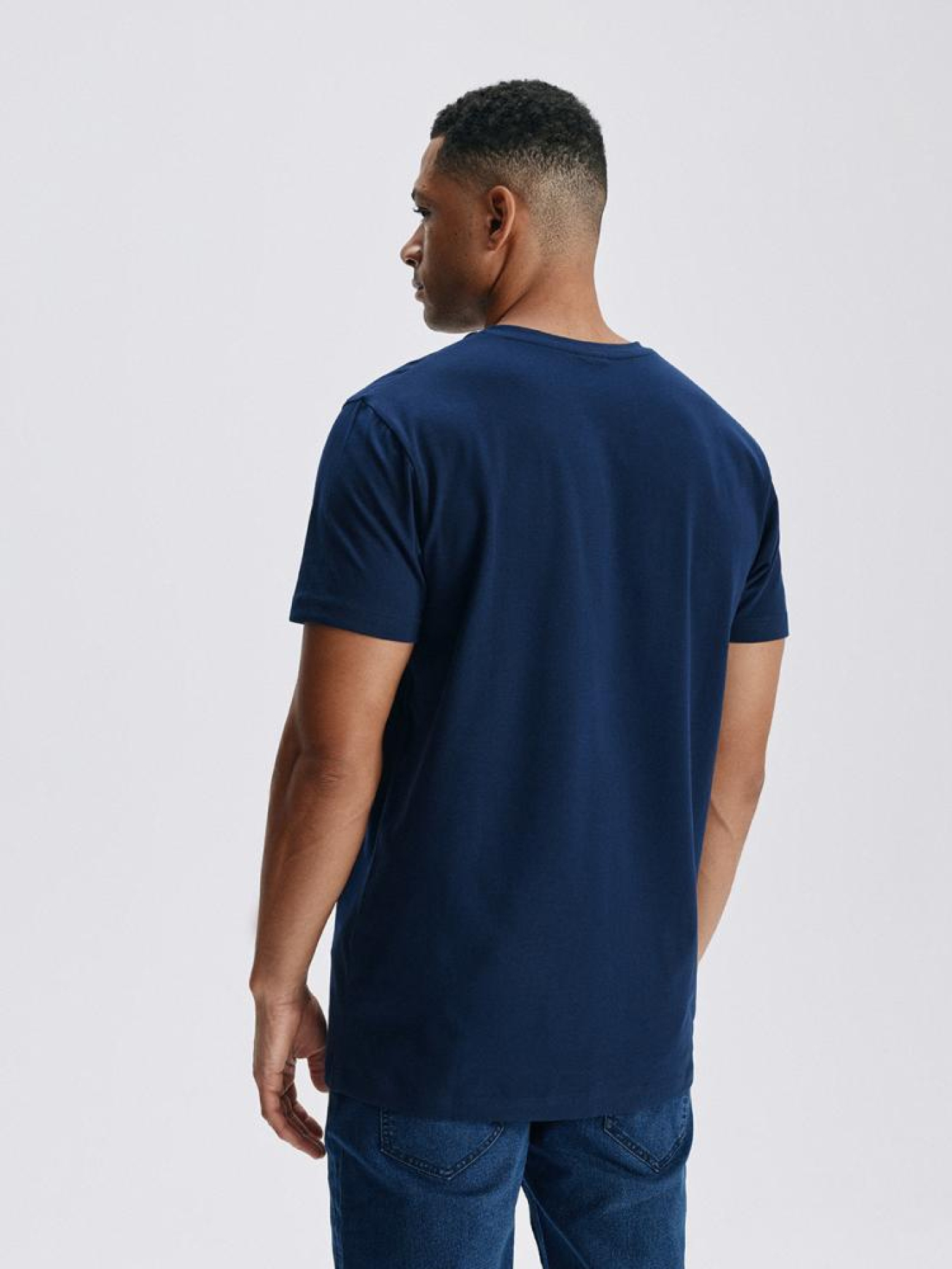 Футболка DIVERSE V Neck 251 модель 10046178 Фото