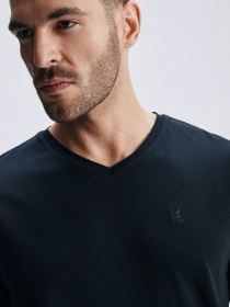 Футболка DIVERSE V Neck 251 модель 10046178 Фото