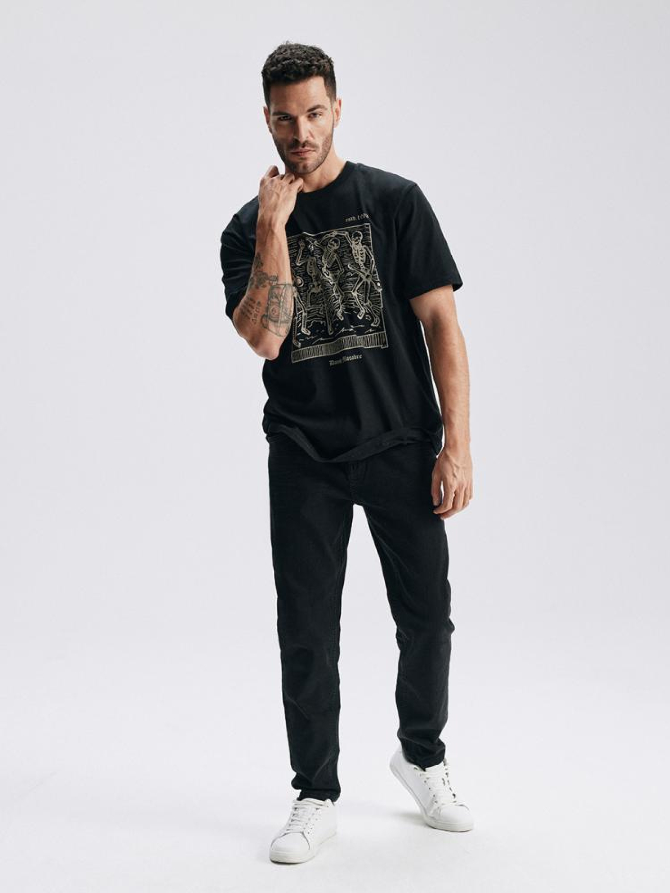 Футболка DIVERSE Macabre 01 модель 10046172 Фото