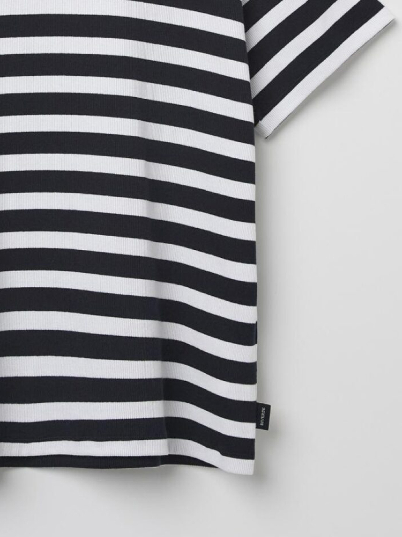 Футболка DIVERSE Razle модель 10045121 Фото