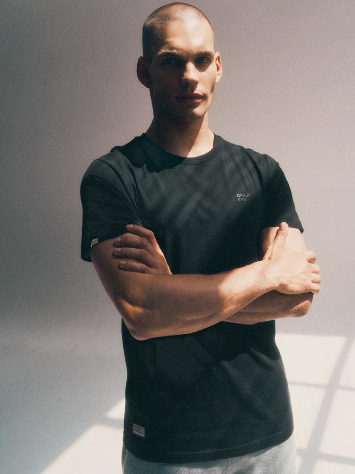 Футболка DIVERSE Evb Tee 244 модель 10044968 Фото