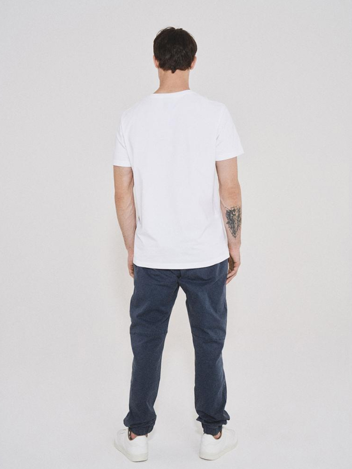 Футболка DIVERSE Core Logos 244 модель 10044963 Фото