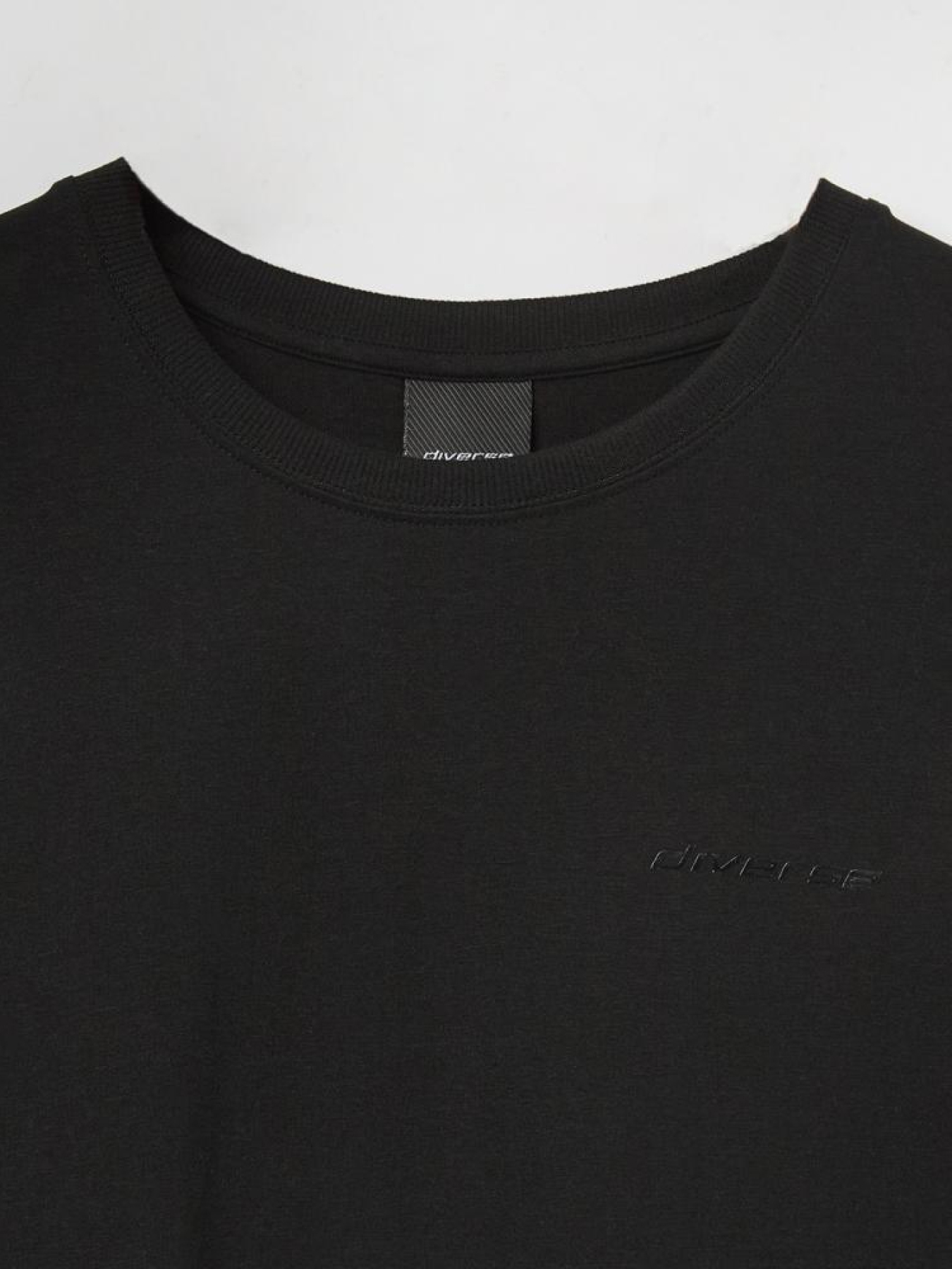 Футболка DIVERSE Core Logos 248 модель 10044963 Фото