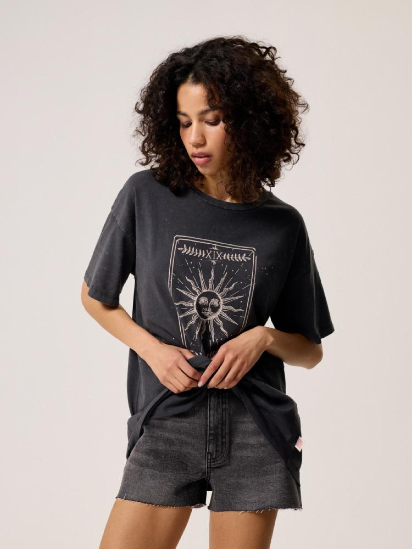 Футболка DIVERSE Calettia модель 10044370 Фото