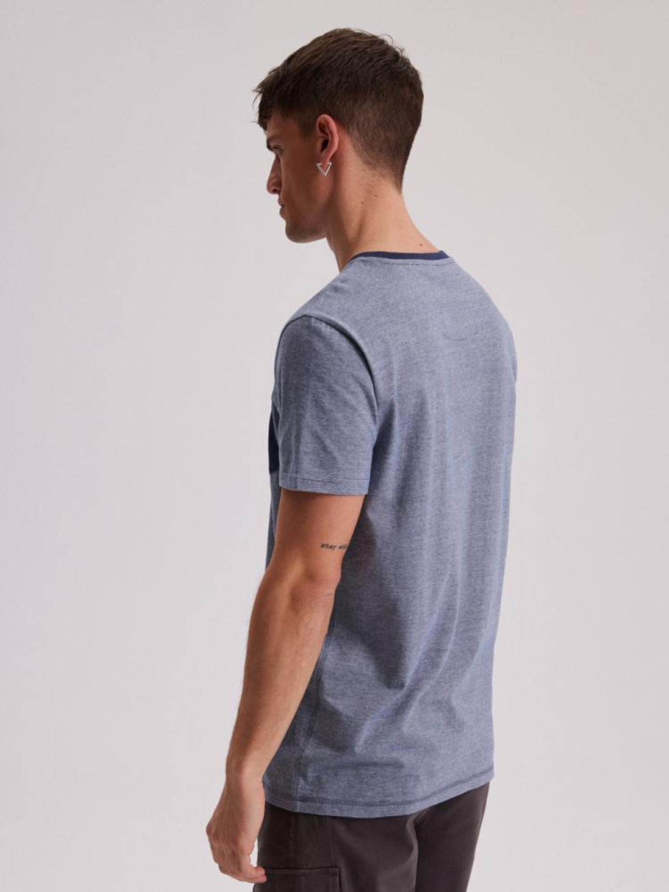 Футболка DIVERSE Bindu 04 модель 10044213 Фото