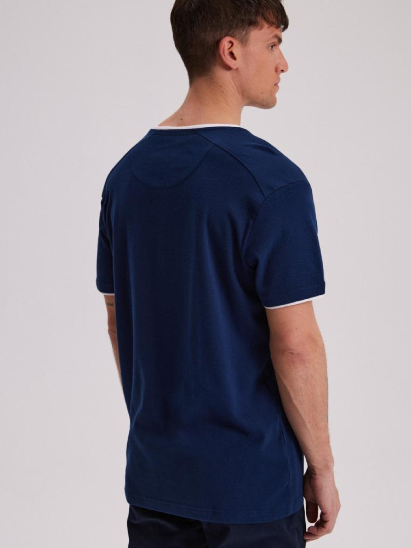 Футболка DIVERSE Branch Xvi модель 10043941 Фото