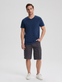 Футболка DIVERSE V Neck модель 10043940 Фото