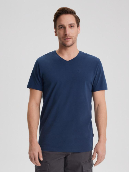 Футболка DIVERSE V Neck модель 10043940 Фото