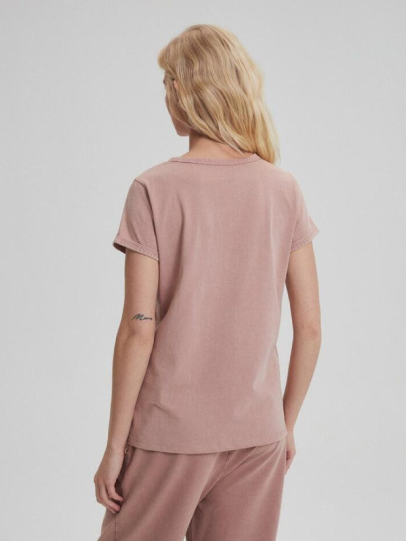 Футболка DIVERSE Corecherrie Vi модель 10043667 Фото