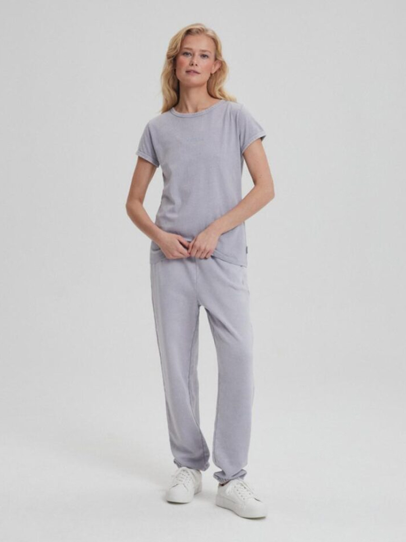 Футболка DIVERSE Corecherrie Vi модель 10043667 Фото