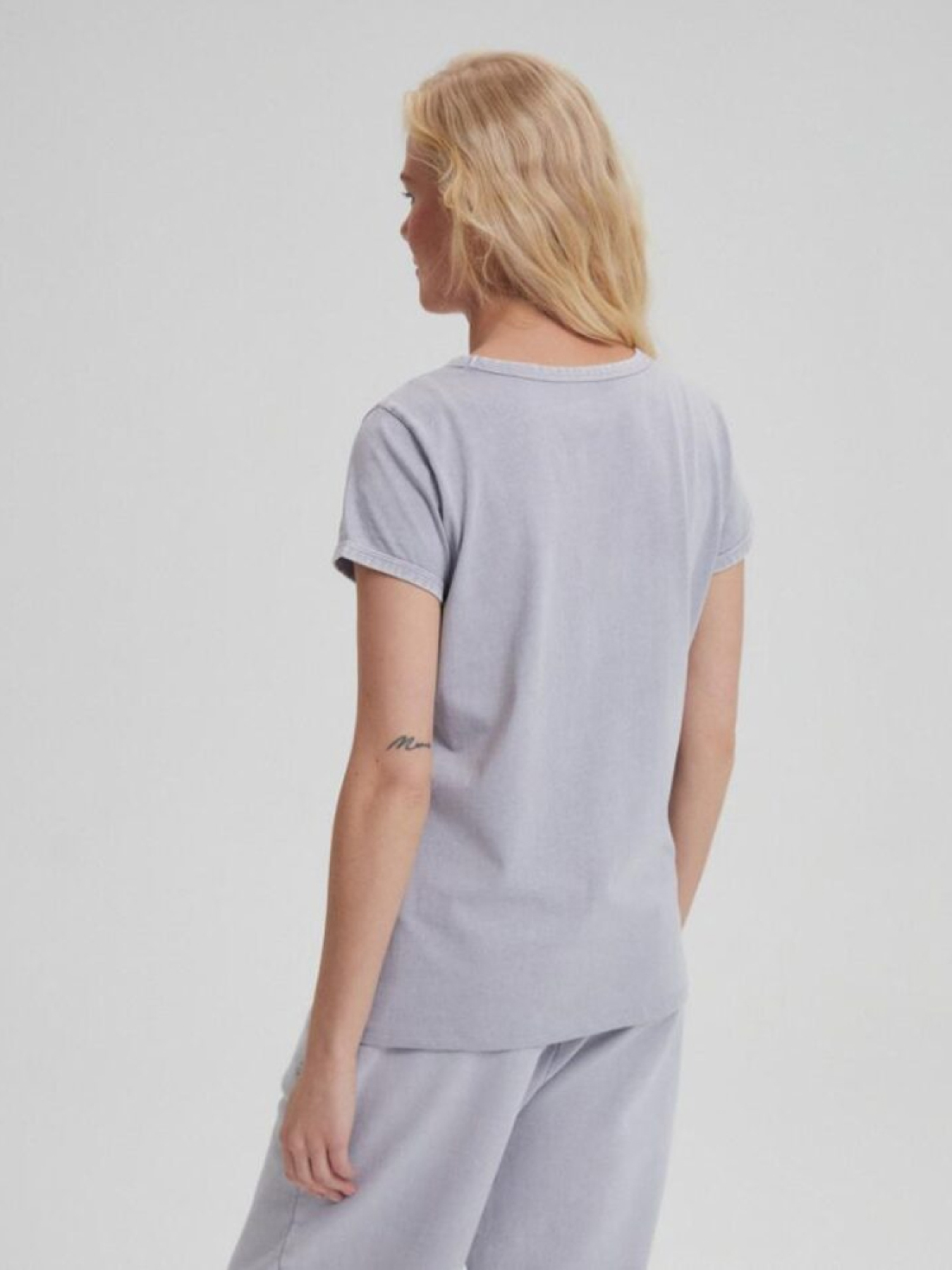 Футболка DIVERSE Corecherrie Vi модель 10043667 Фото