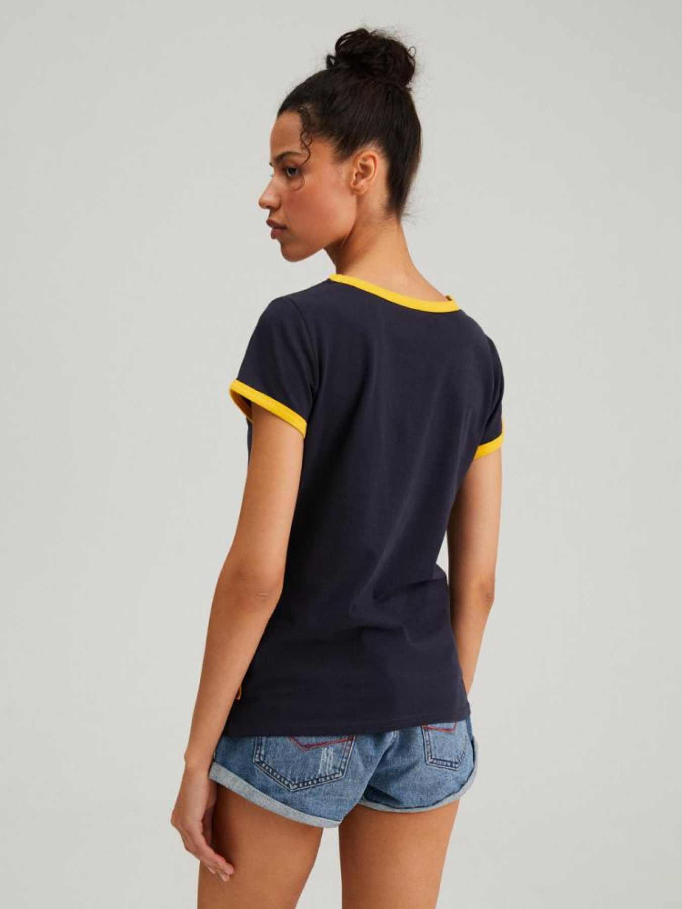 Футболка DIVERSE Cltn 512 модель 10042122 Фото