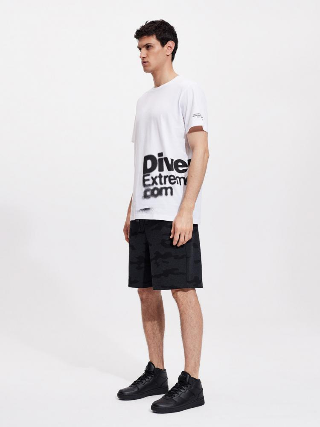 Футболка DIVERSE Dext 1123 модель 10041784 Фото