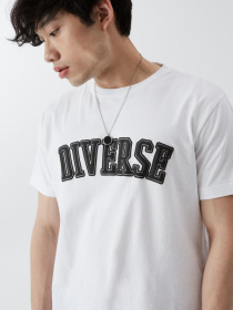 Футболка DIVERSE Varsity Atl A модель 10039938 Фото