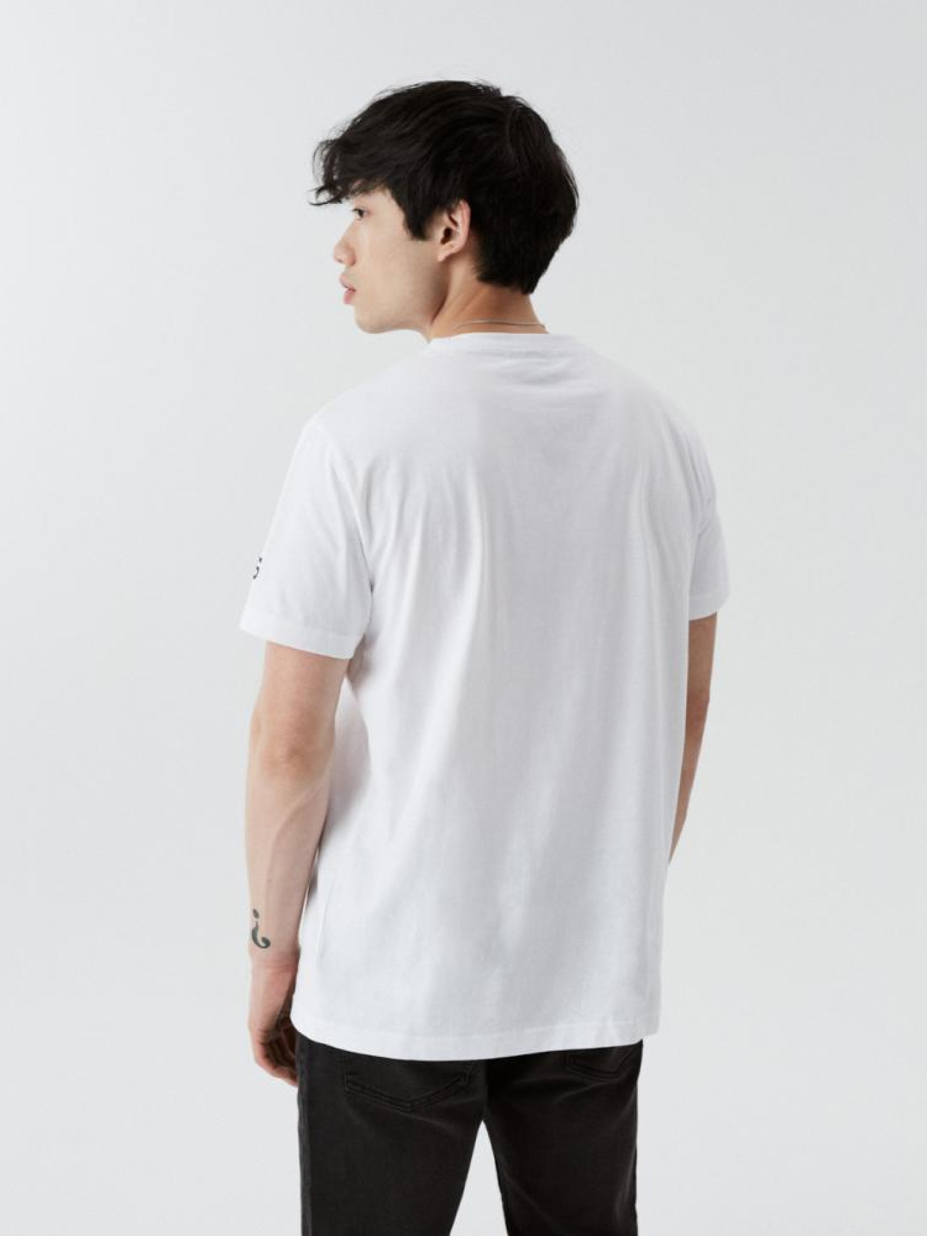 Футболка DIVERSE Varsity Atl A модель 10039938 Фото