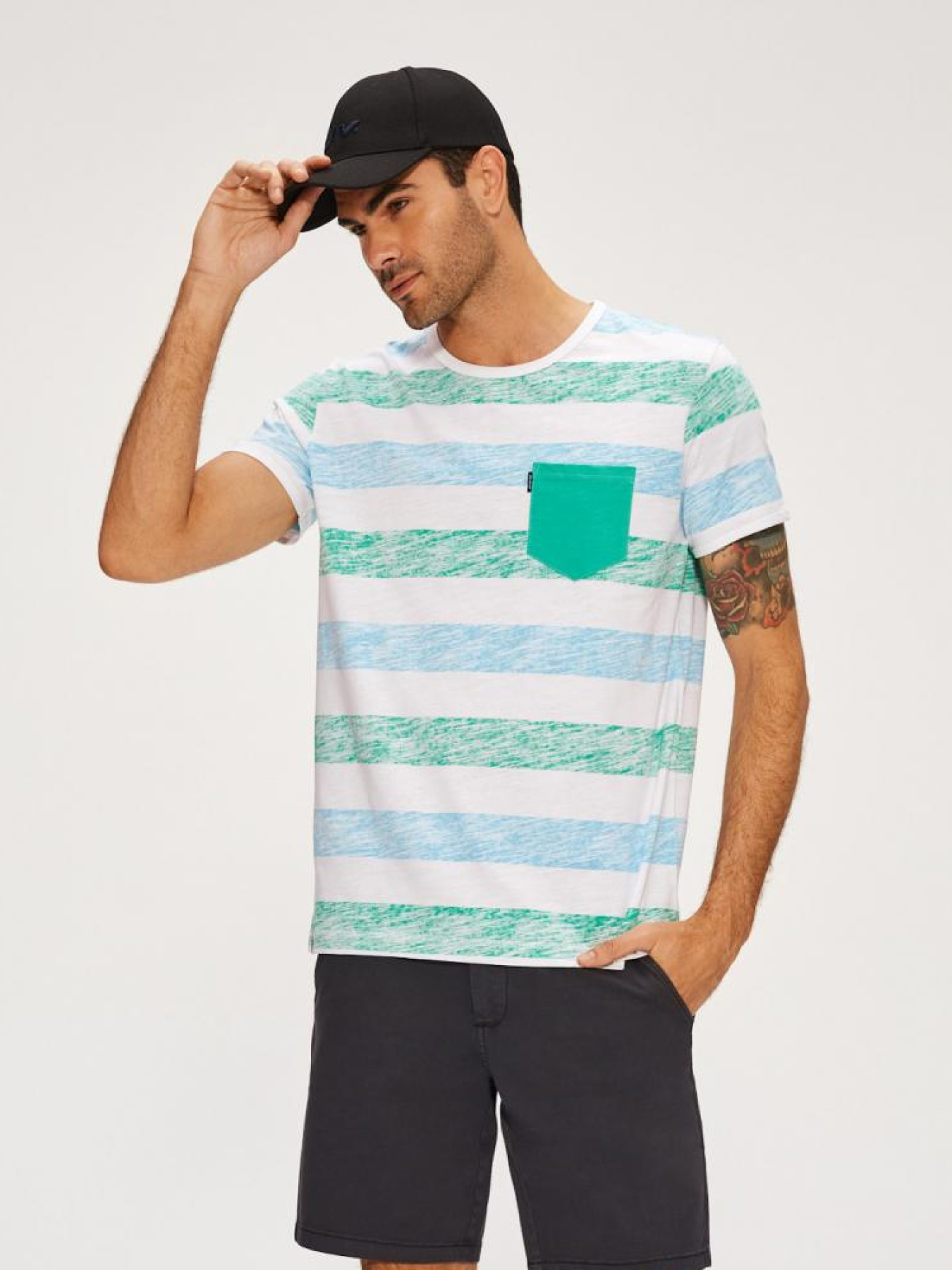 Футболка DIVERSE Chaos Iii модель 10039581 Фото