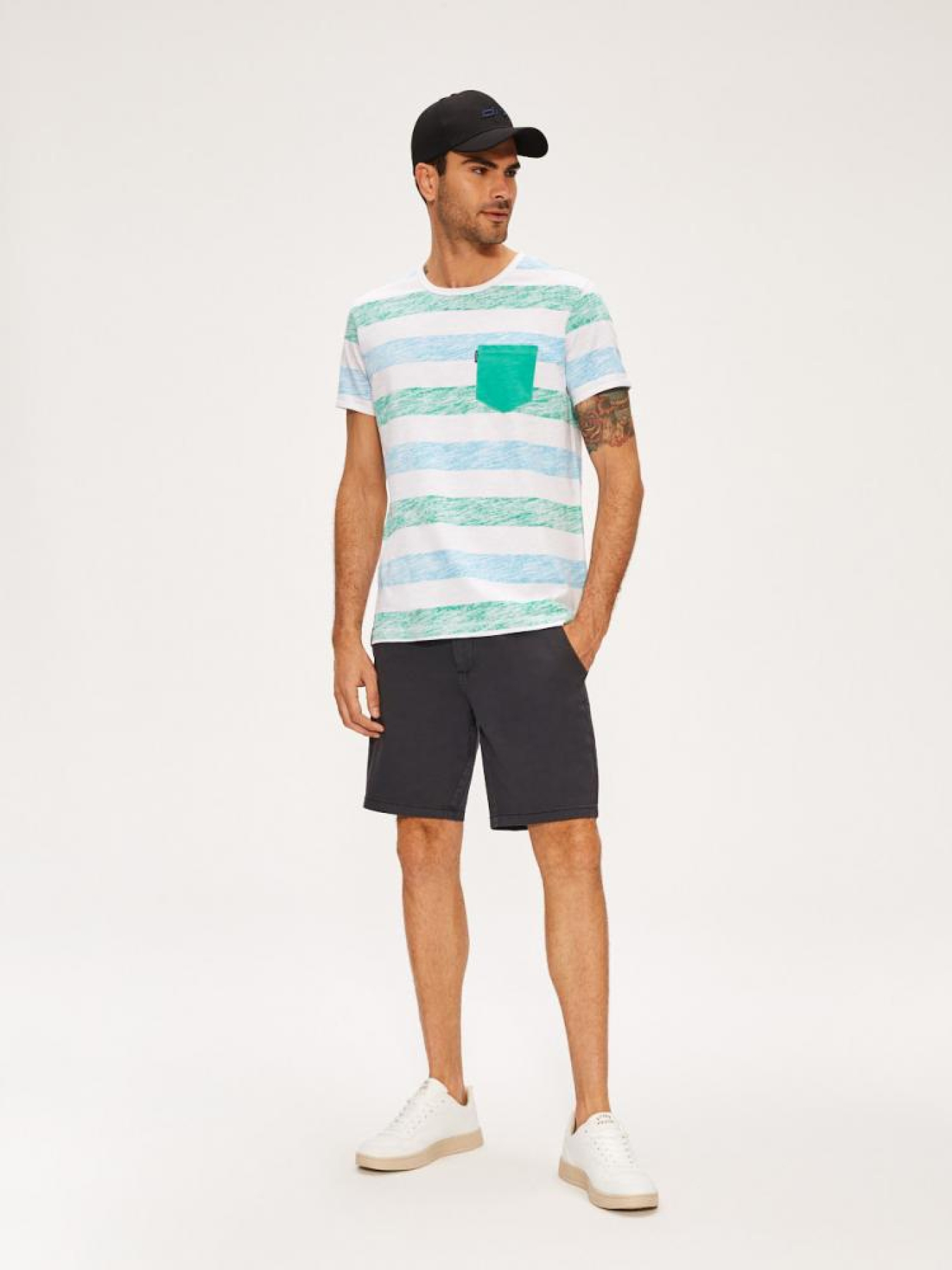 Футболка DIVERSE Chaos Iii модель 10039581 Фото