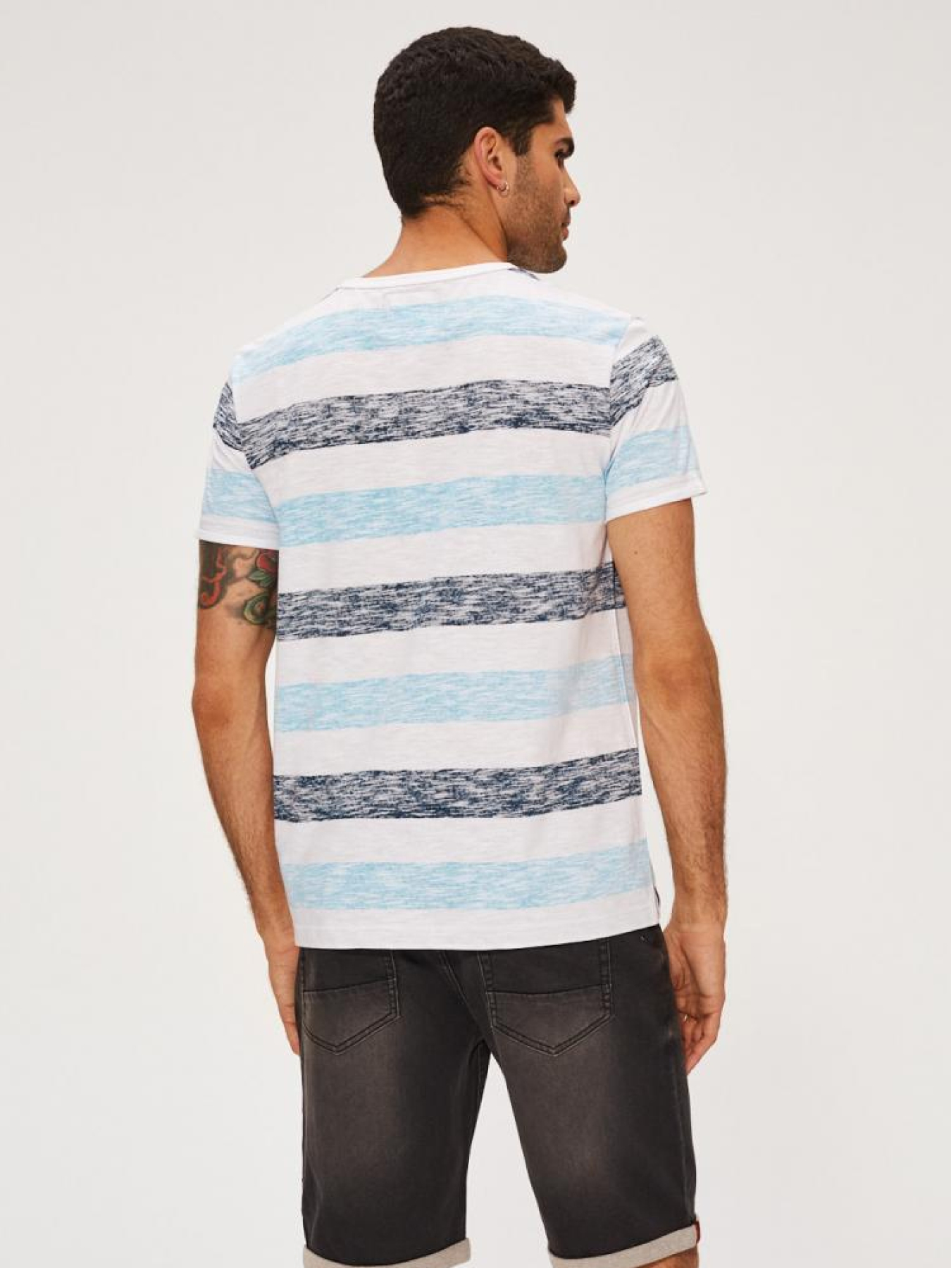 Футболка DIVERSE Chaos Iii модель 10039581 Фото