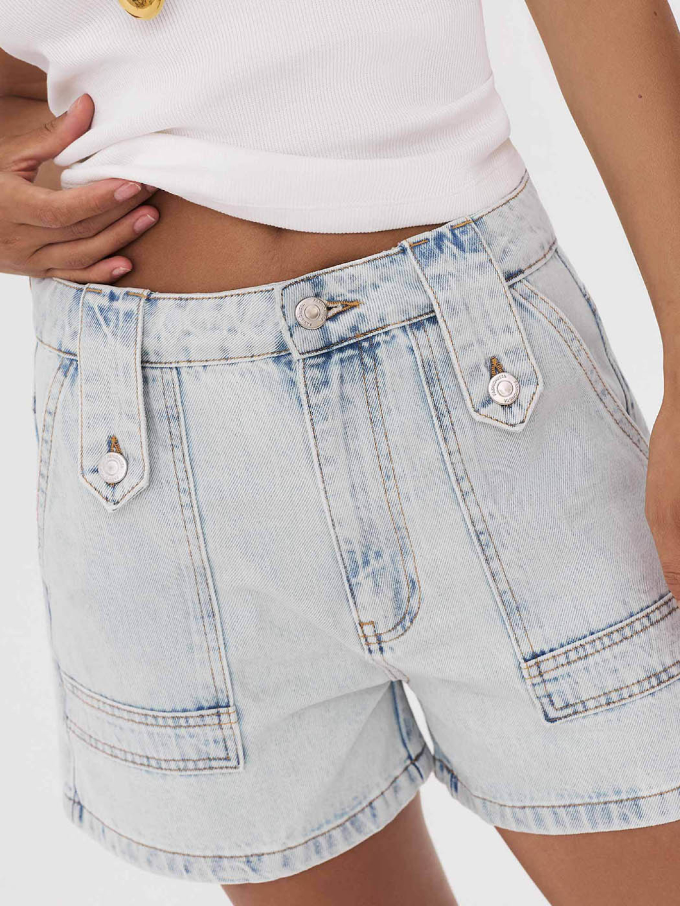 Шорты джинсовые FASHIONISTA модель J5028 Фото