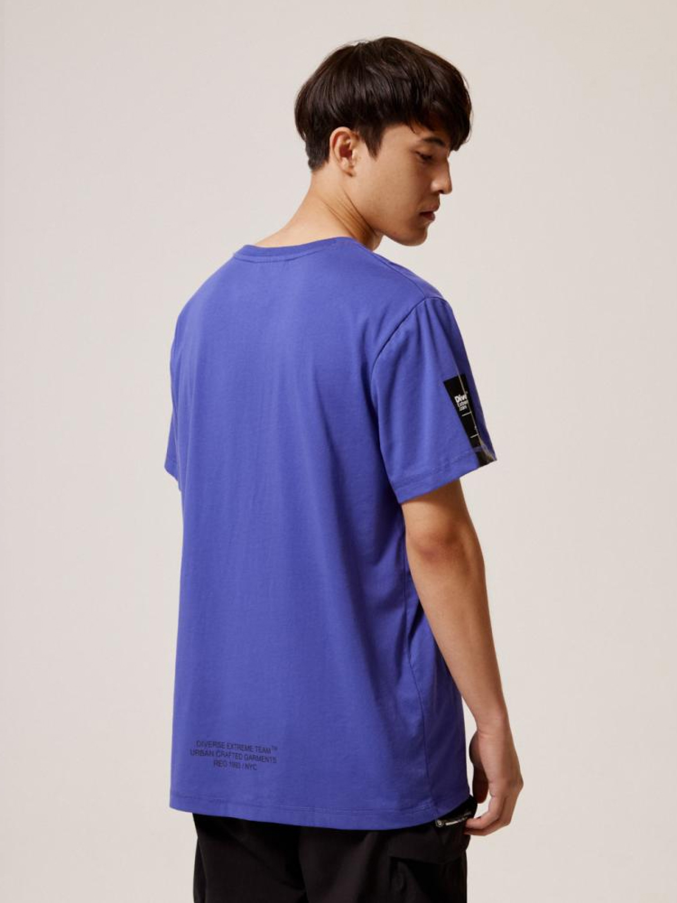 Футболка DIVERSE Dext Embo 01 модель 10044523 Фото