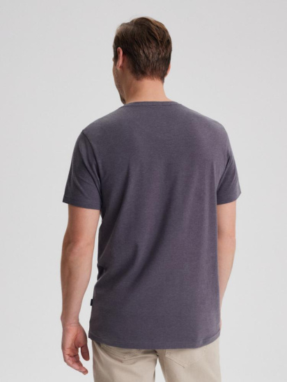 Футболка DIVERSE V Neck модель 10043940 — фото 4 - INTERTOP