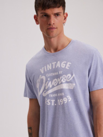 Футболка DIVERSE Assaj Viii модель 10043938 Фото