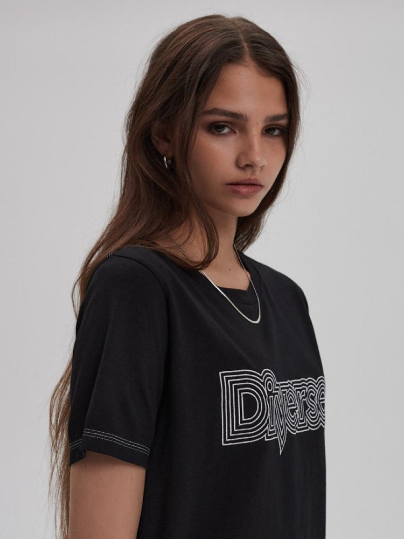 Футболка DIVERSE Cira модель 10043383 Фото