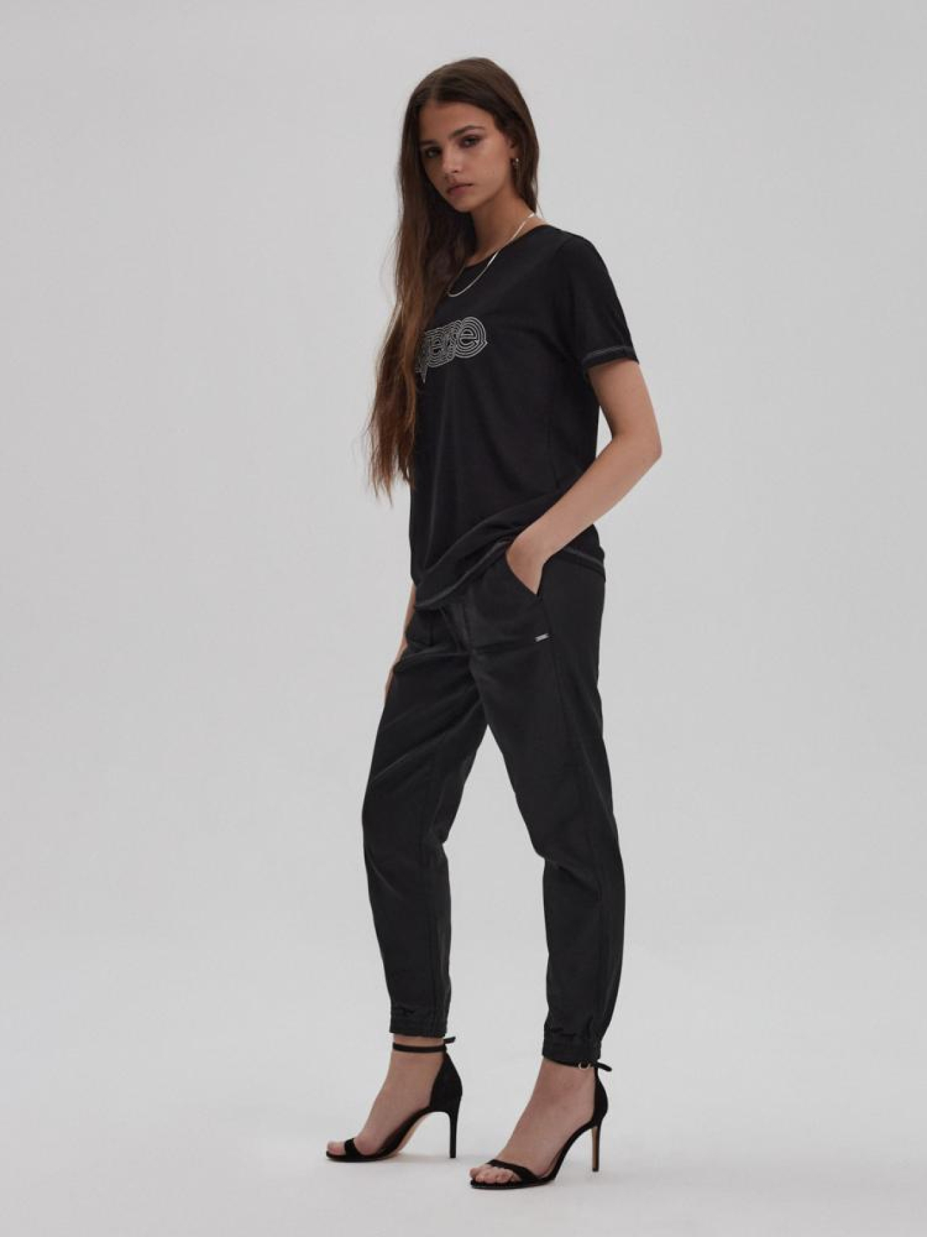 Футболка DIVERSE Cira модель 10043383 Фото