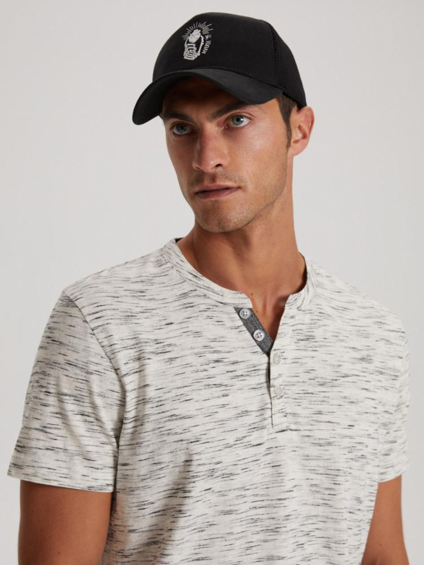 Футболка DIVERSE Tekron A модель 10041901 Фото