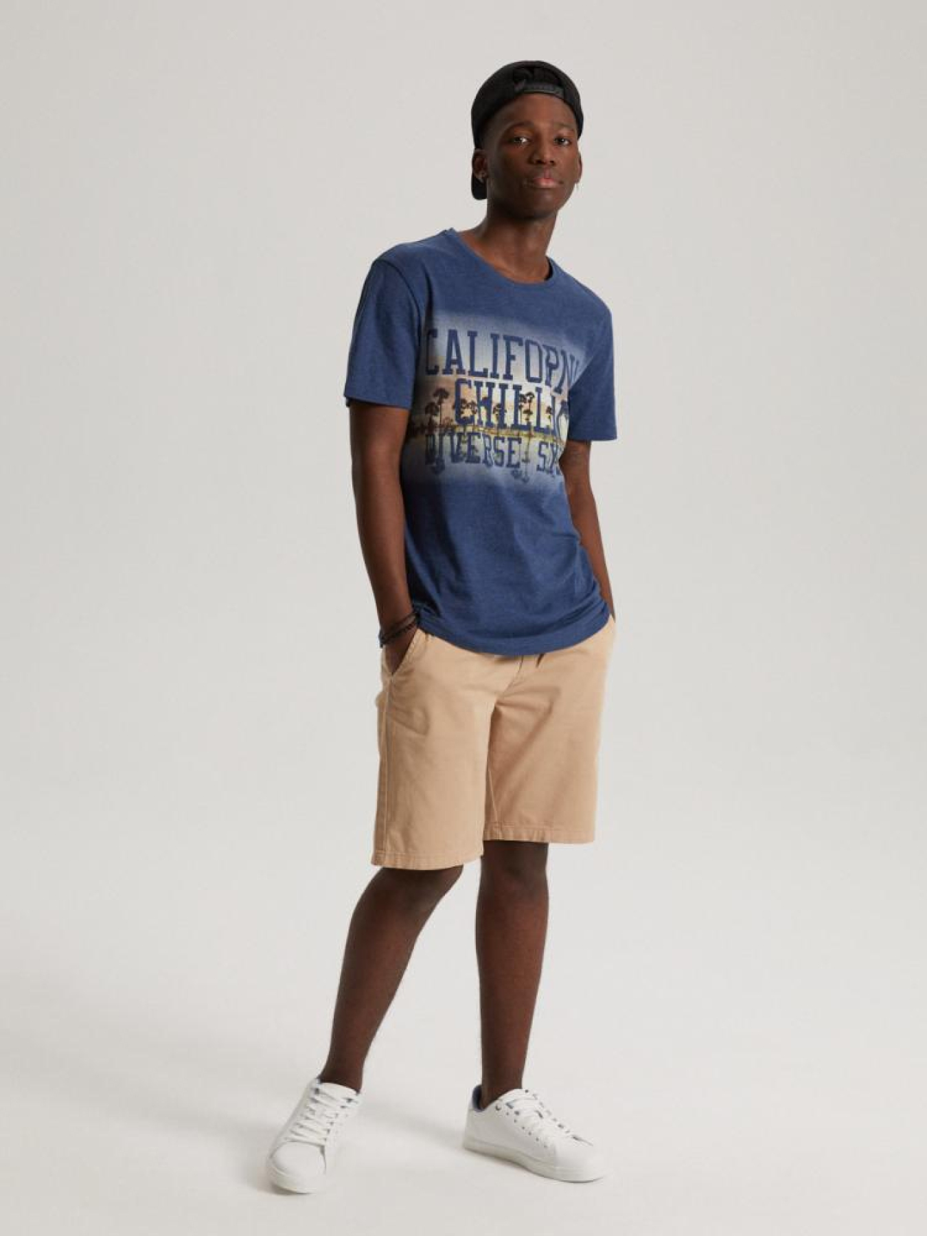 Футболка DIVERSE Citylane La модель 10041869 Футболка DIVERSE Citylane La модель 10041869 Фото